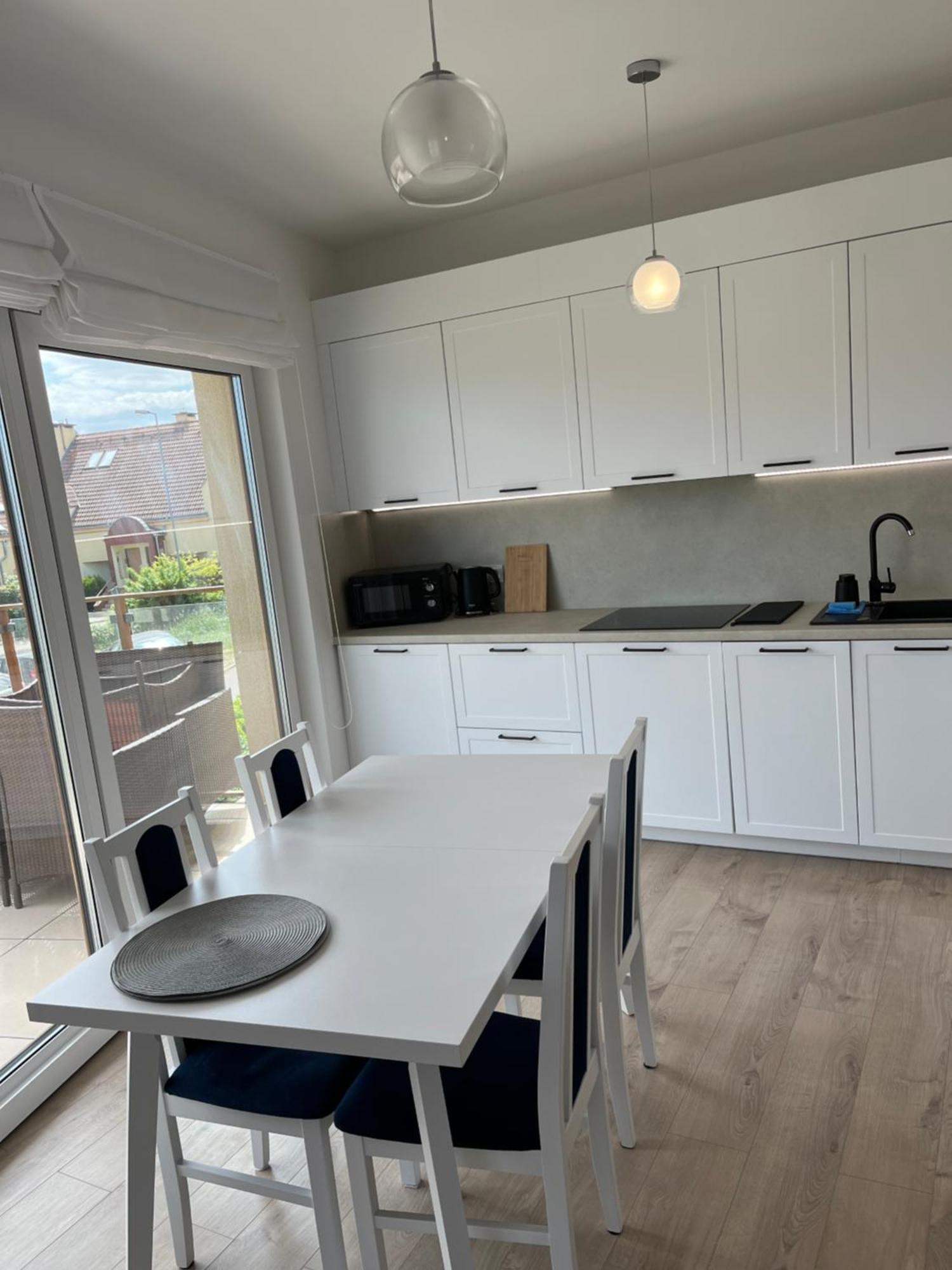 Baltic Vip Nowe Apartamenty Blisko Plazy 里沃 外观 照片