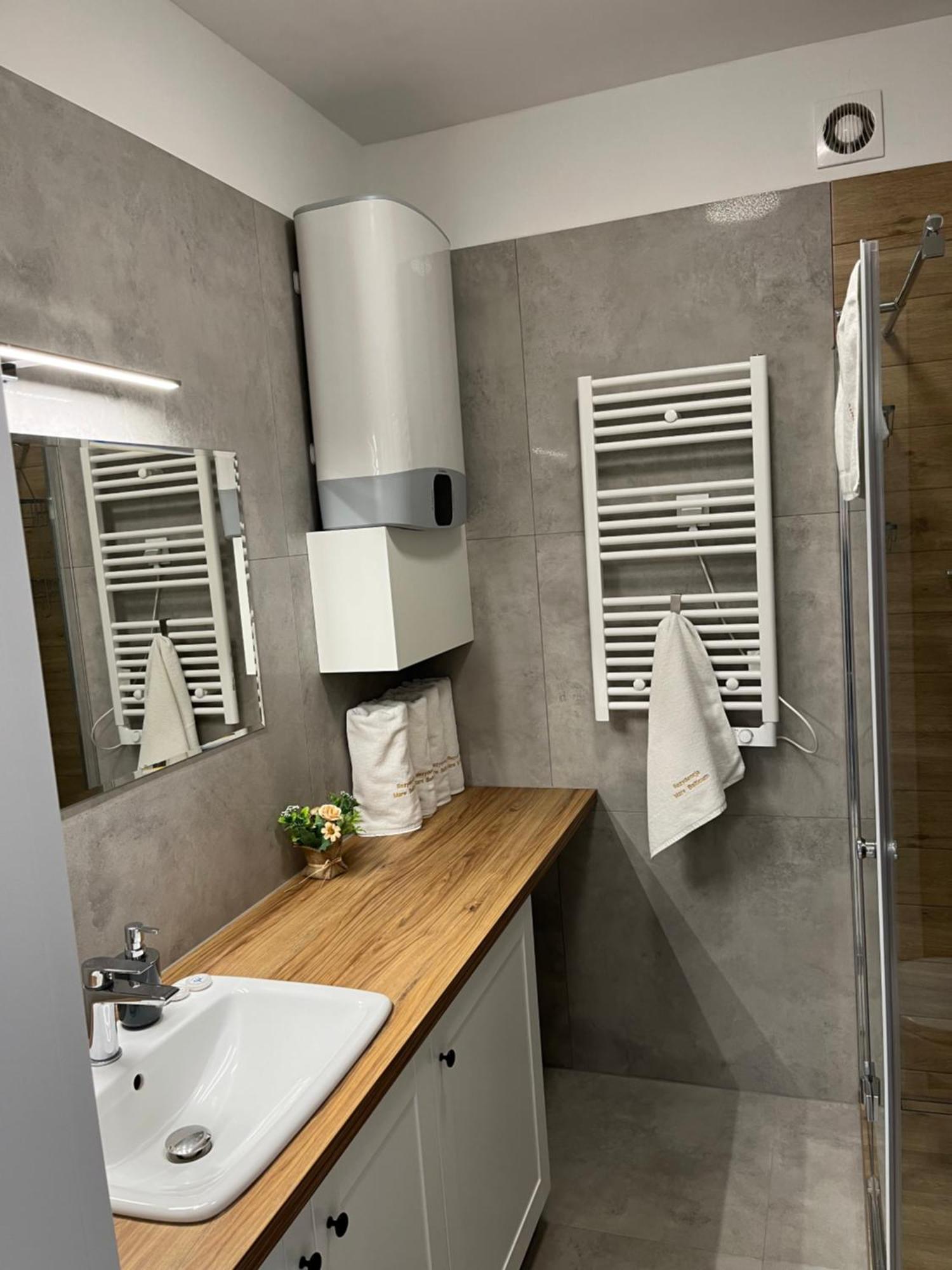 Baltic Vip Nowe Apartamenty Blisko Plazy 里沃 外观 照片